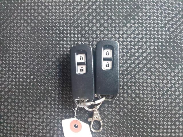 Ｎ－ＷＧＮ Ｇ・スタイリッシュパッケージ　衝突軽減ブレーキ　ＨＩＤヘッドライト　（プレミアムホワイト・パールＩＩ）　スマートキー　メモリーナビ　バックカメラ　アイドリングストップ　頸部衝撃緩和ヘッドレスト（26枚目）