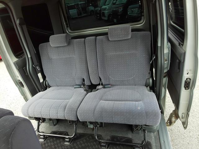 アトレーワゴン カスタムターボR 両側スライドドア HIDヘッドライト (ファインシルバーメタリック) キーレスエントリー 衝突安全ボディ ベンチシート フルフラット(32枚目)