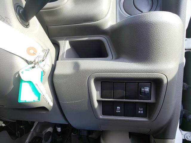 高年式で低価格！をモットーにお買い得満載車を展示しております。当社の在庫情報をご覧いただければ、お気に入りのお車が見つかるかもしれません。是非ご覧ください。