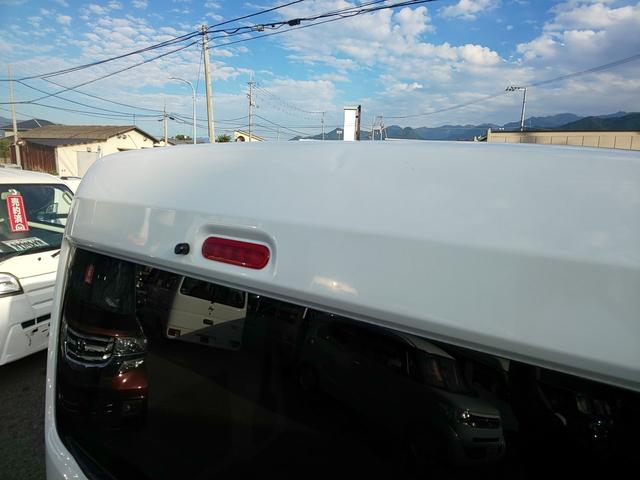 高年式で低価格！をモットーにお買い得満載車を展示しております。当社の在庫情報をご覧いただければ、お気に入りのお車が見つかるかもしれません。是非ご覧ください。