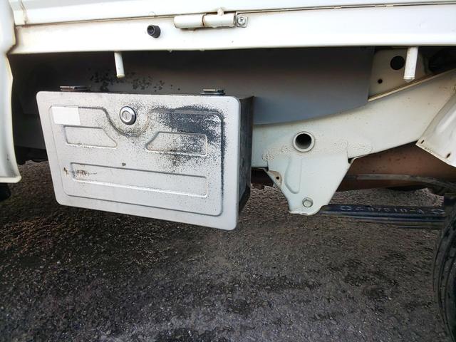 ハイゼットトラック ジャンボ 3方開 4WD ボタン式4WD デフロック付き (オフホワイト)(35枚目)