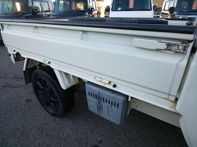 ハイゼットトラック ジャンボ 3方開 4WD ボタン式4WD デフロック付き (オフホワイト)(48枚目)