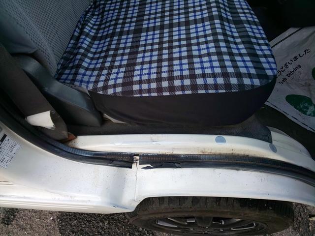 ハイゼットトラック ジャンボ 3方開 4WD ボタン式4WD デフロック付き (オフホワイト)(54枚目)