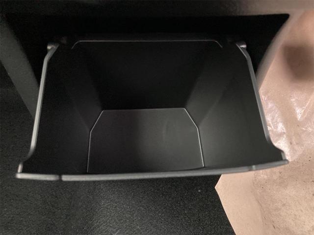 G プラスエディション 届出済未使用車 衝突被害軽減ブレーキ スマートキー オートエアコン パワステ アイドリングストップ 電動格納ドアミラー マルチアラウンドモニター シートヒーター LEDライト 軽自動車 660cc(14枚目)