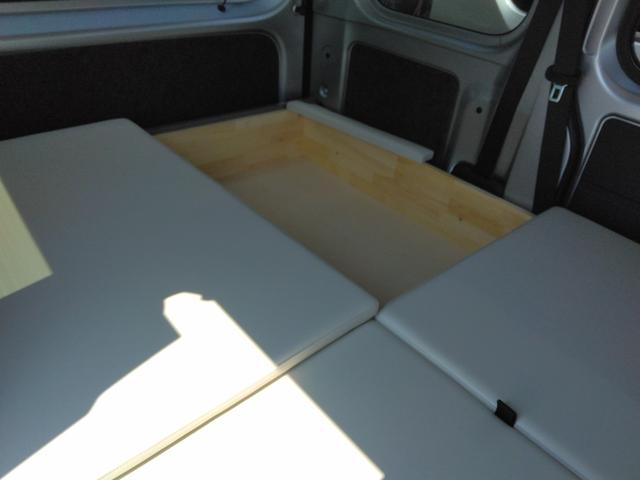 ハイゼットカーゴ DX DAMD FUZZコンプリートキット付 ちょいCam寝るだけキット付 衝突軽減ブレーキ スライドドア 車線逸脱警報機能 先行者発進お知らせ機能 ふらつき警報機能 路側逸脱警報機能 軽自動車 660cc(52枚目)