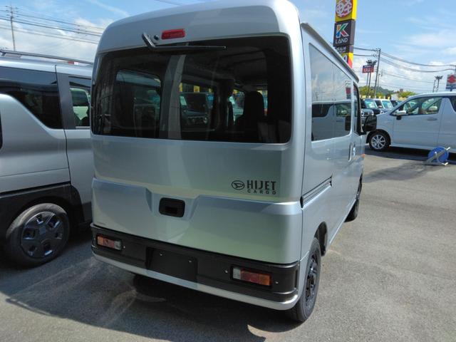 ハイゼットカーゴ DX DAMD FUZZコンプリートキット付 ちょいCam寝るだけキット付 衝突軽減ブレーキ スライドドア 車線逸脱警報機能 先行者発進お知らせ機能 ふらつき警報機能 路側逸脱警報機能 軽自動車 660cc(62枚目)
