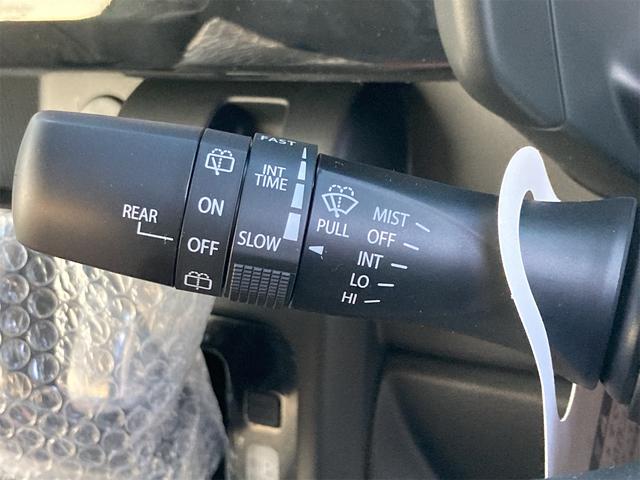 スペーシアカスタム ハイブリッドXS 届出済未使用車 衝突被害軽減ブレーキ スマートキー オートエアコン パワステ アイドリングストップ 電動格納ドアミラー シートヒーター 電動パーキング 両側電動スライドドア 軽自動車 660cc(16枚目)