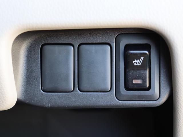 シートヒーター（運転席）')