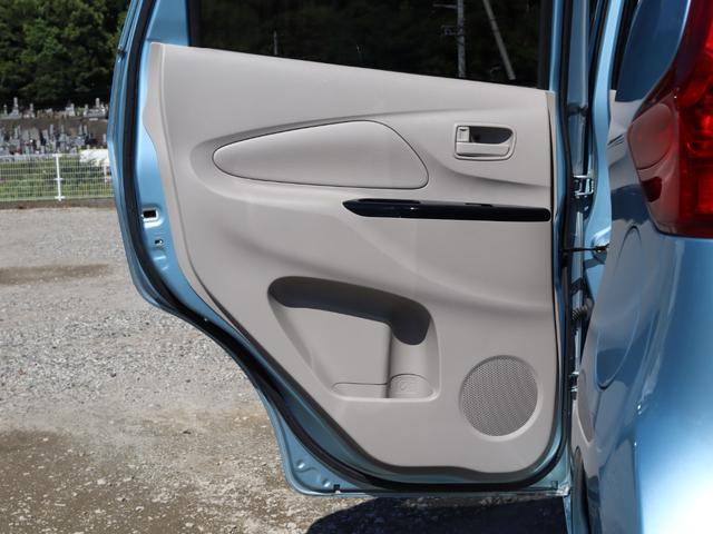 各整備工場ではシャトレーゼのスイーツでおもてなし！ドリンクは何杯飲んでも無料です！')