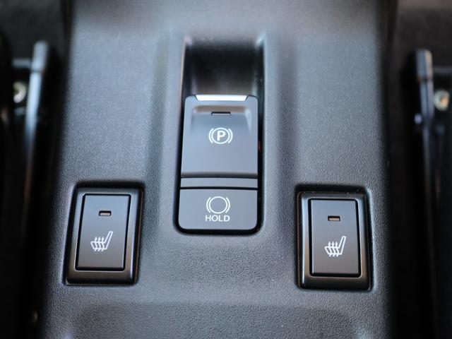 電動パーキングブレーキ・シートヒーター（運転席・助手席）')