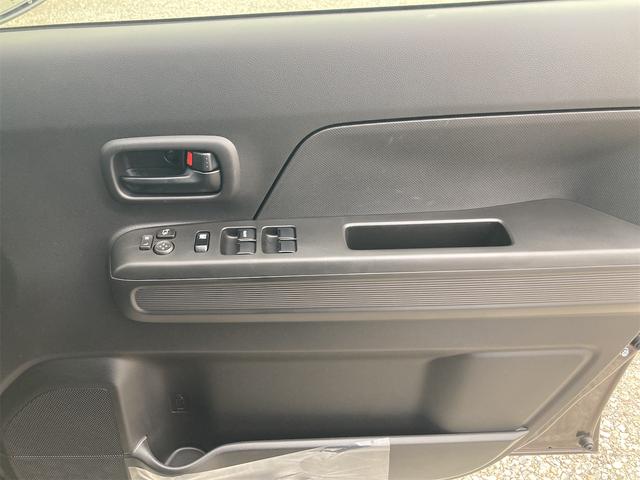 ワゴンＲ ＦＸ　届出済未使用車　衝突軽減ブレーキサポート　シートヒーター付　　電動ミラー　運転席助手席エアバック　キーレスエントリーシステム　セキュリティアラーム　フルフラット　運転席エアバック　軽自動車　６６０ｃｃ（8枚目）