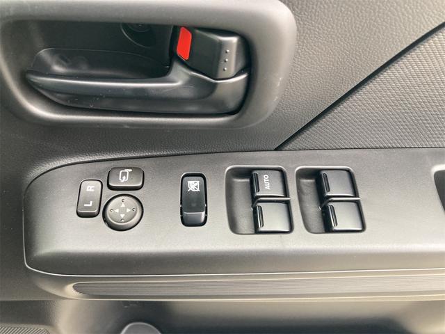 ワゴンＲ ＦＸ　届出済未使用車　衝突軽減ブレーキサポート　シートヒーター付　　電動ミラー　運転席助手席エアバック　キーレスエントリーシステム　セキュリティアラーム　フルフラット　運転席エアバック　軽自動車　６６０ｃｃ（9枚目）