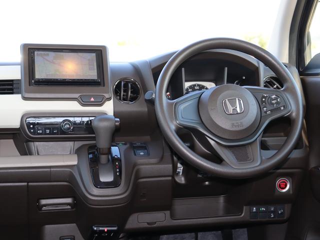 ★店内も広々★キッズスペース、授乳室もございますので、お子様連れの方も安心してお車の見て頂けます！')