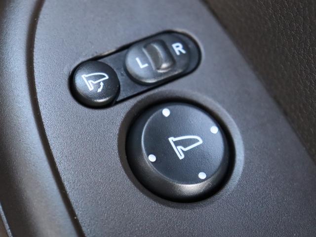 電動格納ミラー')