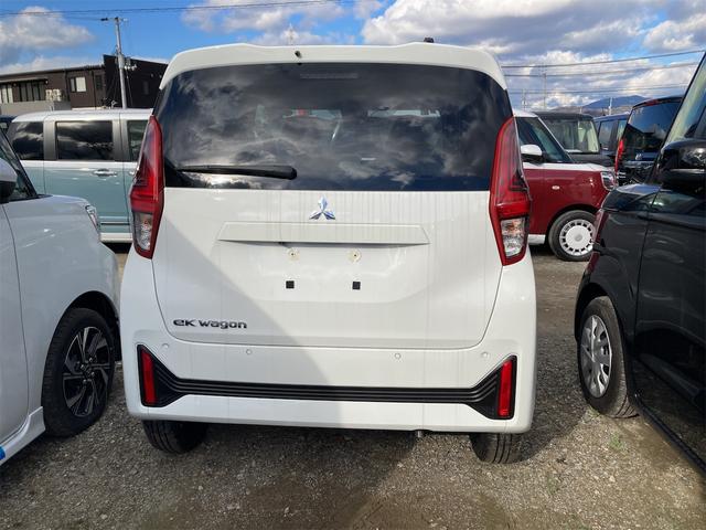 ★店内も広々★キッズスペース、授乳室もございますので、お子様連れの方も安心してお車の見て頂けます！