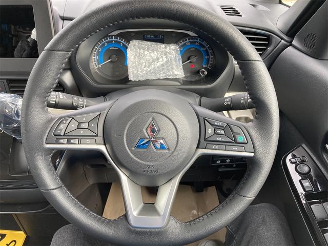 デリカミニ G プレミアム 届出済未使用車 両側電動スライドドア LEDヘッドランプ 衝突被害軽減ブレーキ デジタルインナーミラー アルミホイール 電動格納ドアミラー シートヒーター オートライト 軽自動車 660cc(10枚目)