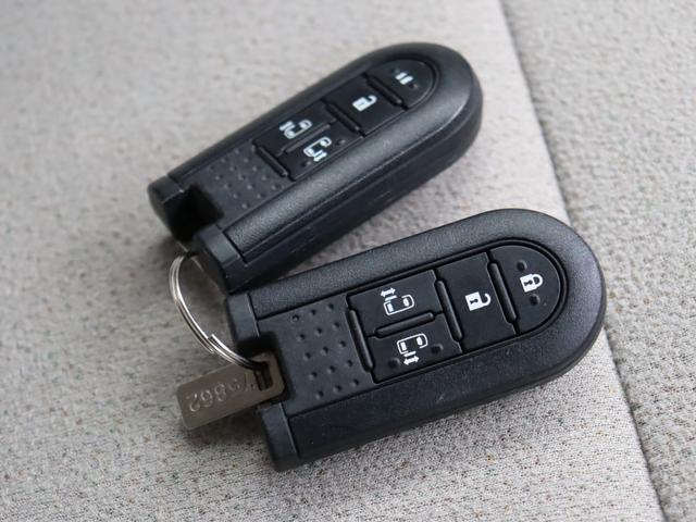 ムーヴキャンバス Xメイクアップリミテッド SAIII 衝突被害軽減ブレーキシステム・KENWOOD メモリーナビ/ワンセグTV・全方位カメラ・オートライト・オートエアコン・両側パワースライドドア・後クリアランスソナー・LEDヘッドライト・フォグランプ(20枚目)