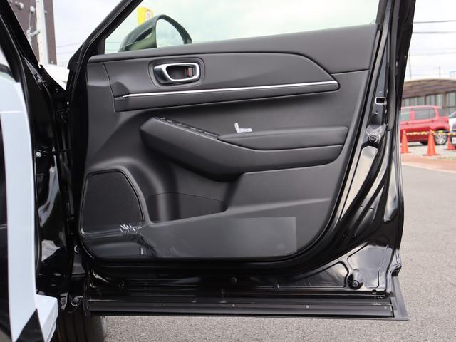 ヴェゼル e:HEV Z 登録済未使用車・ホンダセンシング・オートエアコン・オートライト・クルーズコントロール・ヒルディセントコントロール・プッシュスタート・ウィンカーミラー・電動パーキングブレーキ・前後クリアランスソナー(21枚目)