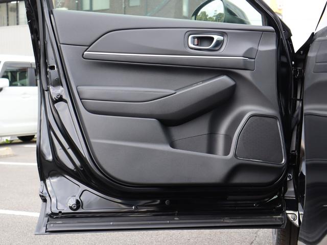 ヴェゼル e:HEV Z 登録済未使用車・ホンダセンシング・オートエアコン・オートライト・クルーズコントロール・ヒルディセントコントロール・プッシュスタート・ウィンカーミラー・電動パーキングブレーキ・前後クリアランスソナー(23枚目)