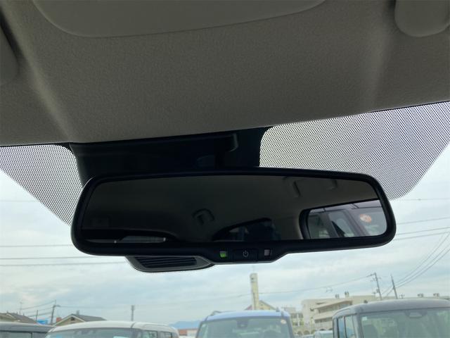 愛媛県最大級！！オールメーカー３００台展示しております！お好きなお車をお選び下さい！')