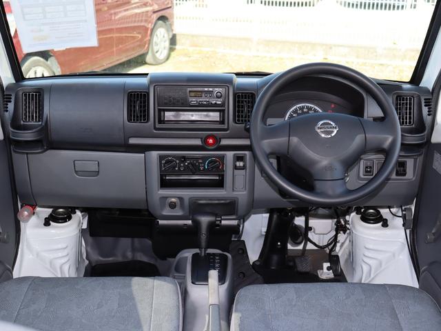 車検・鈑金・整備・保険ショップ・オイル館を併設したとってもおしゃれなカフェスタイルの大型整備工場です★')