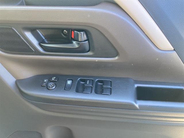 スペーシア ハイブリッドG 衝突被害軽減ブレーキ スマートキー オートエアコン パワステ アイドリングストップ 電動格納ドアミラー 両側スライドドア パーキングセンサー 標識認識機能 軽自動車 660cc(8枚目)