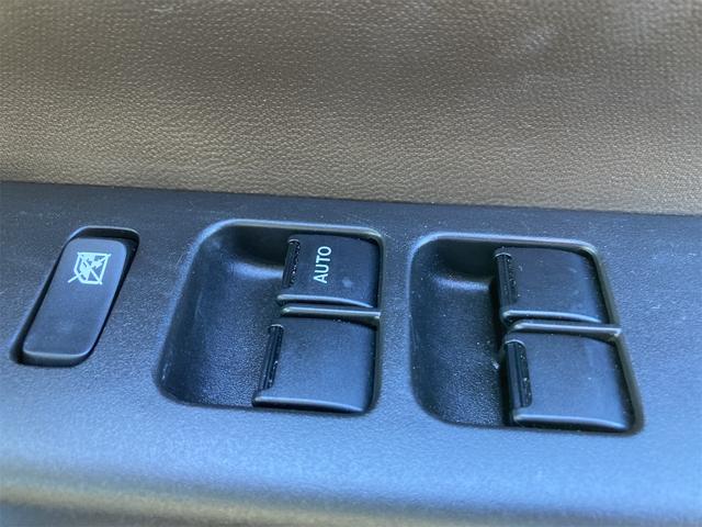 スペーシア ハイブリッドG 衝突被害軽減ブレーキ スマートキー オートエアコン パワステ アイドリングストップ 電動格納ドアミラー 両側スライドドア パーキングセンサー 標識認識機能 軽自動車 660cc(10枚目)