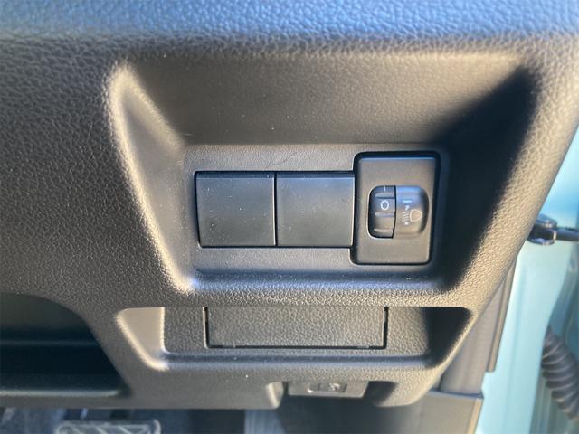 スペーシア ハイブリッドX 衝突被害軽減ブレーキ キーフリー オートエアコン アイドリングストップ 両側電動スライドドア スリムサーキュレーター ロールサンシェード 電動格納ドアミラー シートヒーター 軽自動車 660cc(9枚目)