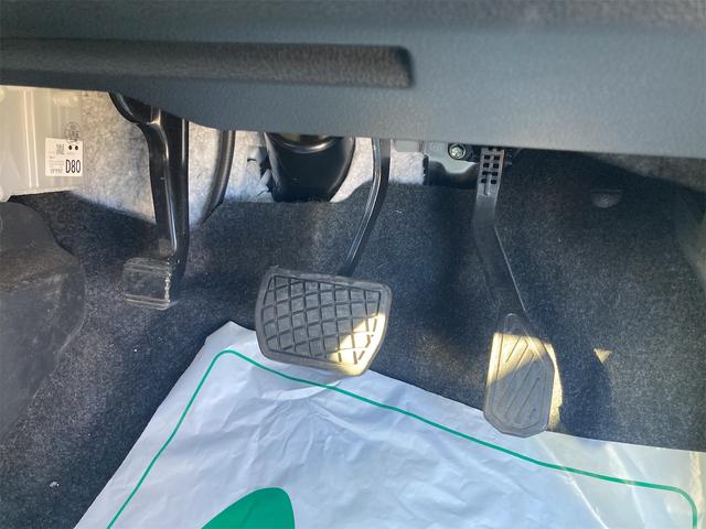 ムーヴキャンバス ストライプスＸ　衝突軽減ブレーキ　オートエアコン　アイドリングストップ　電動格納式ドアミラー　パワステ　先行車発進お知らせ機能　車線逸脱警報機能　路外逸脱抑制機能　ふらつき警報機能　軽自動車６６０ｃｃ（13枚目）