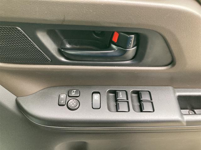 スペーシア ハイブリッドX 衝突被害軽減ブレーキ キーフリー オートエアコン アイドリングストップ 両側電動スライドドア スリムサーキュレーター ロールサンシェード 電動格納ドアミラー シートヒーター 軽自動車 660cc(22枚目)