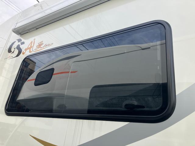 カムロード GScustom Ai GScustom Ai リチュウムバッテリー800Ah インバーター3000W ソーラーパネル400W標準装備 (ホワイト)(10枚目)