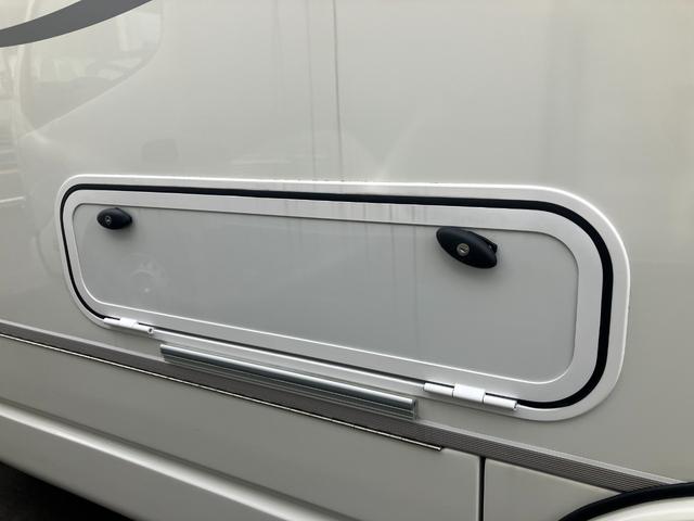 カムロード GScustom Ai GScustom Ai リチュウムバッテリー800Ah インバーター3000W ソーラーパネル400W標準装備 (ホワイト)(11枚目)