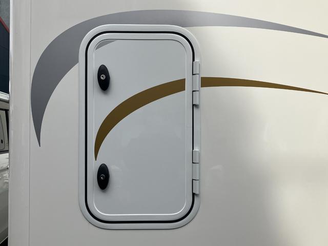 カムロード GScustom Ai GScustom Ai リチュウムバッテリー800Ah インバーター3000W ソーラーパネル400W標準装備 (ホワイト)(21枚目)