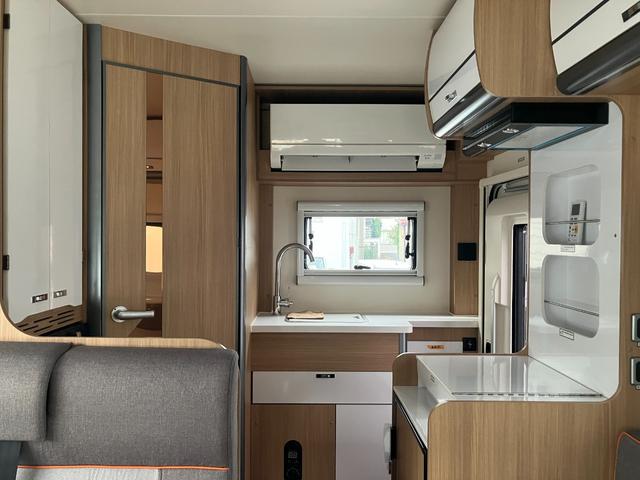 カムロード GScustom Ai GScustom Ai リチュウムバッテリー800Ah インバーター3000W ソーラーパネル400W標準装備 (ホワイト)(67枚目)