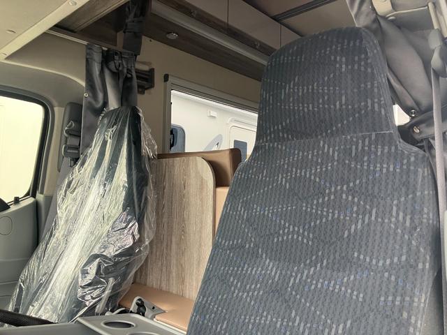 カムロード GScustom Ai-F GScustom Ai-F 新車 リチュウムバッテリー800Ah インバーター3000W ソーラーパネル400W標準 (ホワイト)(32枚目)