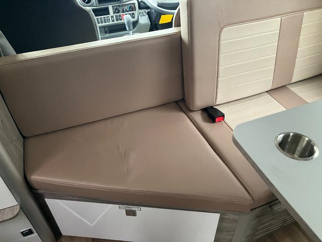 カムロード GScustom Ai-F GScustom Ai-F 新車 リチュウムバッテリー800Ah インバーター3000W ソーラーパネル400W標準 (ホワイト)(63枚目)