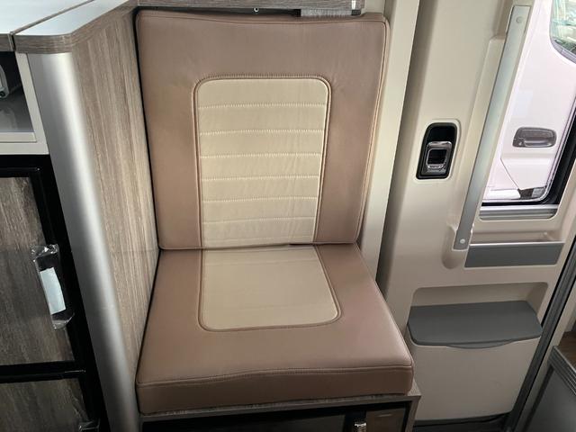 カムロード GScustom Ai-F GScustom Ai-F 新車 リチュウムバッテリー800Ah インバーター3000W ソーラーパネル400W標準 (ホワイト)(68枚目)