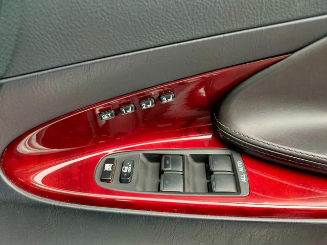 GS350 黒革パワーシート 純正ナビ ETC 純正17インチアルミホイール スマートキー2個 バックモニター ユーザー様買取車(33枚目)
