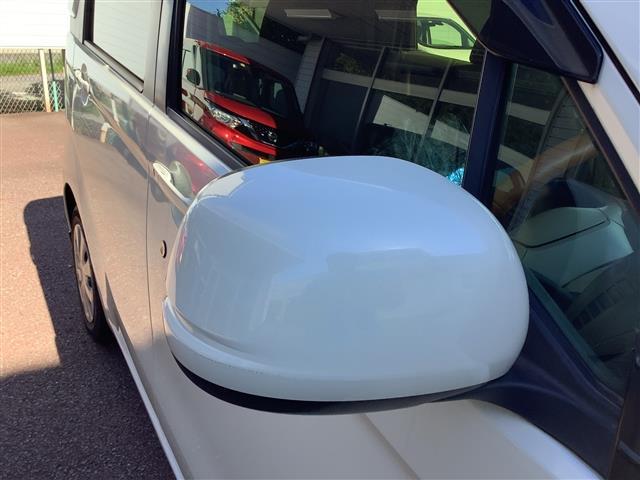 G SSコンフォートパッケージ 禁煙車 衝突軽減ブレーキシステム 電動格納ミラー オートライト ステアリングスイッチ USB充電 オートエアコン ナビ付(5枚目)