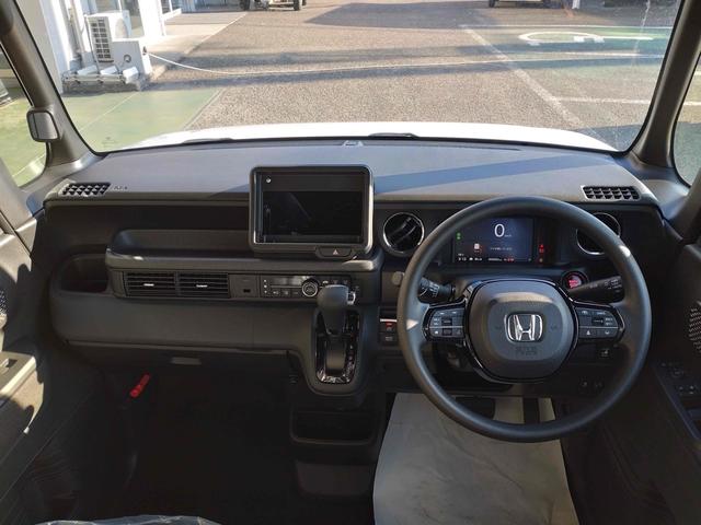 ホンダ N-BOXカスタム 2枚目