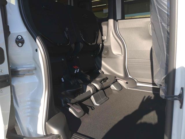 ホンダ N-BOXカスタム 35枚目