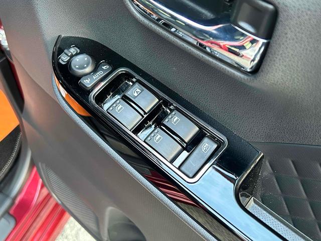 タント カスタムＲＳスタイルセレクション　ＥＴＣ　両側電動スライドドア　クリアランスソナー　オートクルーズコントロール　衝突被害軽減システム　ＬＥＤヘッドランプ　スマートキー　アイドリングストップ　電動格納ミラー　シートヒーター　ベンチシート（14枚目）