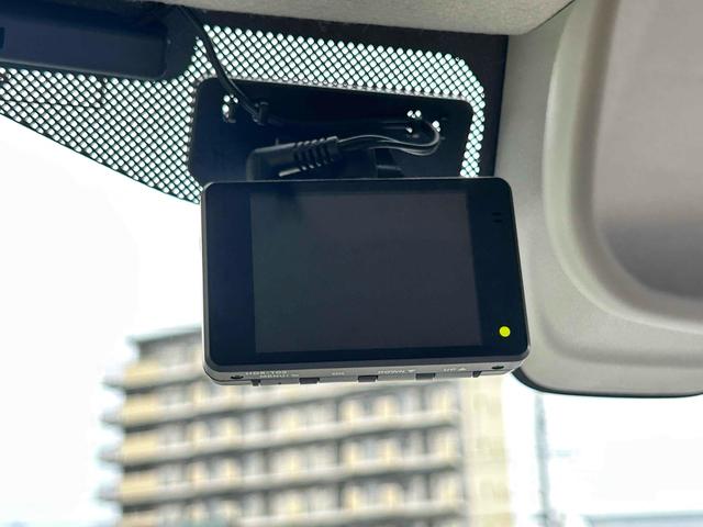 アルトラパン Ｘ　ＥＴＣ　全周囲カメラ　ＴＶ　衝突被害軽減システム　オートライト　ＨＩＤ　スマートキー　アイドリングストップ　電動格納ミラー　シートヒーター　ベンチシート　ＣＶＴ　盗難防止システム（13枚目）