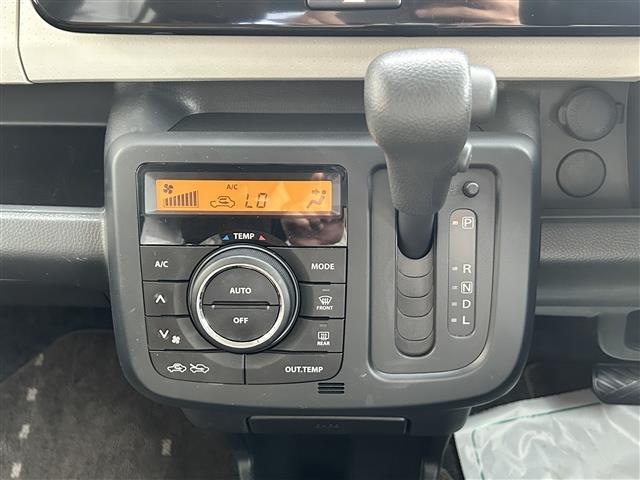 モコ Ｘ　バックカメラ　ＴＶ　スマートキー　アイドリングストップ　電動格納ミラー　ベンチシート　ＣＶＴ　盗難防止システム　ＡＢＳ　ＣＤ　ＵＳＢ　Ｂｌｕｅｔｏｏｔｈ　アルミホイール　衝突安全ボディ　エアコン（10枚目）