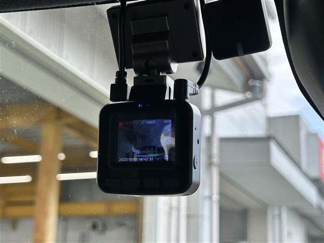 タント カスタムＲＳ　ドライブレコーダー　ＥＴＣ　バックカメラ　両側電動スライドドア　ＴＶ　クリアランスソナー　衝突被害軽減システム　オートライト　ＬＥＤヘッドランプ　スマートキー　アイドリングストップ　電動格納ミラー（15枚目）