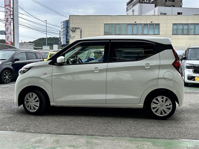 デイズ Ｓ　ＥＴＣ　バックカメラ　ＴＶ　クリアランスソナー　衝突被害軽減システム　オートライト　キーレスエントリー　アイドリングストップ　電動格納ミラー　ベンチシート　ＣＶＴ　盗難防止システム（8枚目）