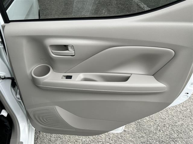 デイズ Ｓ　ＥＴＣ　バックカメラ　ＴＶ　クリアランスソナー　衝突被害軽減システム　オートライト　キーレスエントリー　アイドリングストップ　電動格納ミラー　ベンチシート　ＣＶＴ　盗難防止システム（48枚目）