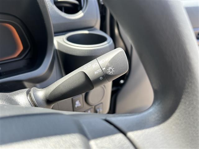 ミライース Ｌ　ＳＡＩＩＩ　クリアランスソナー　衝突被害軽減システム　オートマチックハイビーム　オートライト　キーレスエントリー　アイドリングストップ　ＣＶＴ　盗難防止システム　ＡＢＳ　ＥＳＣ　アルミホイール　衝突安全ボディ（11枚目）