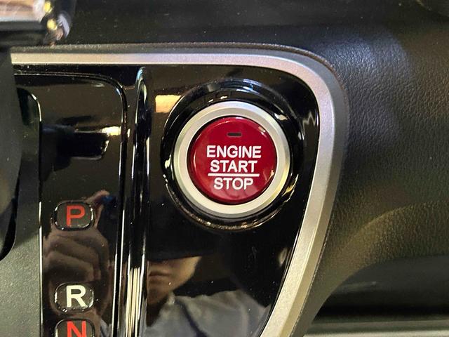 Ｎ－ＢＯＸカスタム Ｇ・Ｌパッケージ　ＥＴＣ　バックカメラ　両側スライド・片側電動　ＴＶ　オートライト　ＨＩＤ　スマートキー　アイドリングストップ　電動格納ミラー　ベンチシート　ＣＶＴ　盗難防止システム　ＡＢＳ　ＥＳＣ　ＣＤ　ＤＶＤ再生（57枚目）