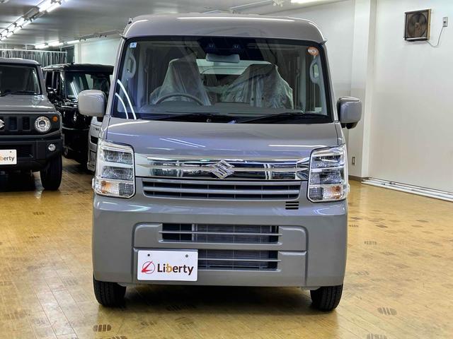 エブリイ ジョイン　両側スライドドア　クリアランスソナー　レーンアシスト　衝突被害軽減システム　オートライト　ＬＥＤヘッドランプ　スマートキー　アイドリングストップ　電動格納ミラー　シートヒーター　ＣＶＴ（5枚目）